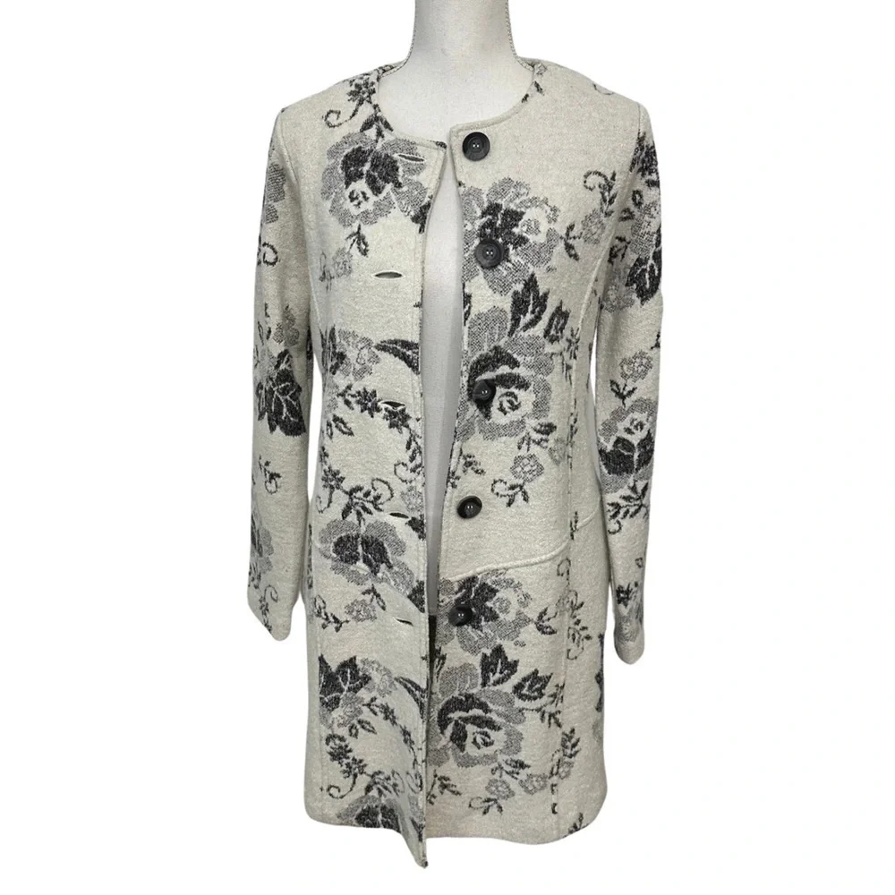 Anthropologie Lucy & Laurel Floral Wool Blend Coat Cream Grey Size Small EUC